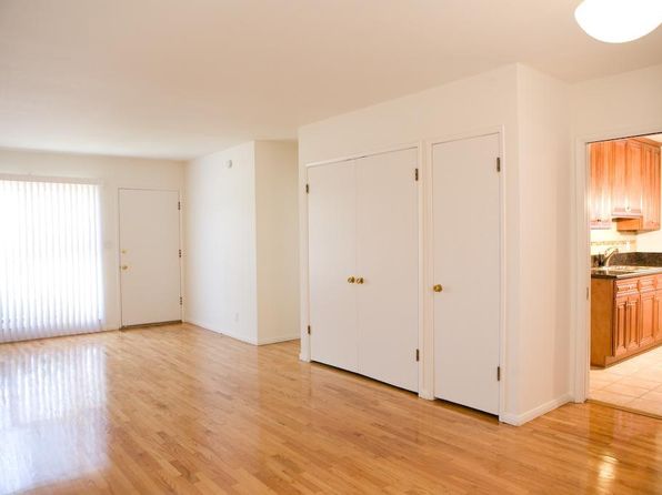 2364 Walgrove Ave #5