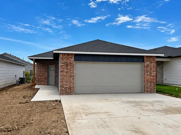 12831 E Willowgreen St, Wichita, KS 67230