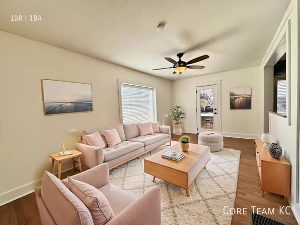 4328 Roanoke Pkwy, Kansas City, MO