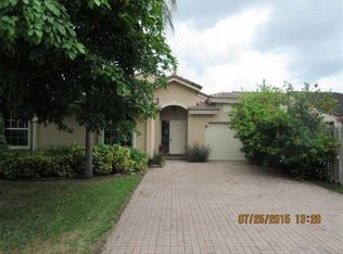 9235 SW 168th Pl, Miami, FL 33196