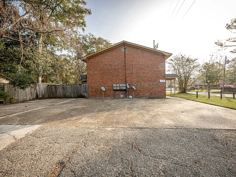 3801 Lanier Ave #C — Photo 4