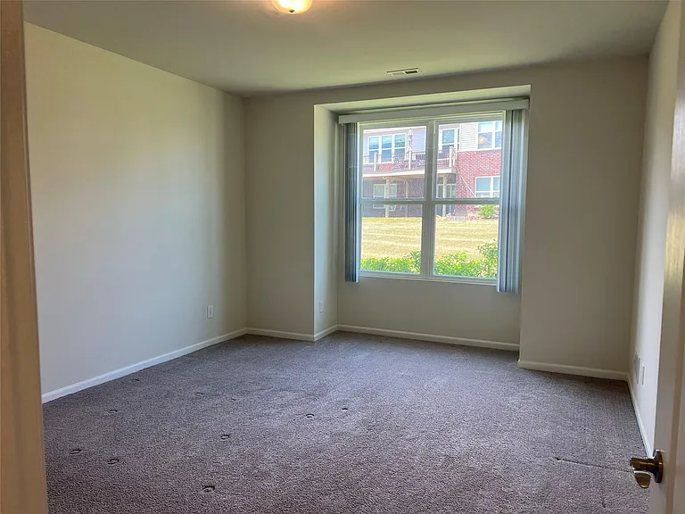 1113 Lark St #41 — Photo 11