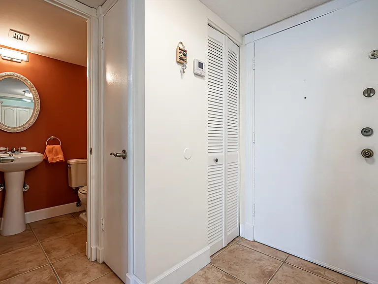 1801 S Ocean Dr #332 — Photo 9