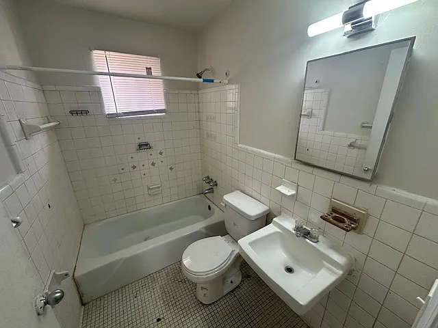 2 bed, 750 sqft, $795 — Photo 3