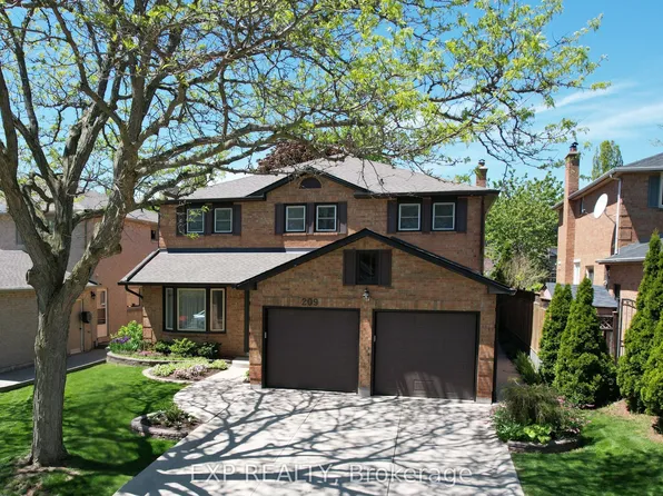 209 Nottingham Dr, Oakville, ON L6H 4H7