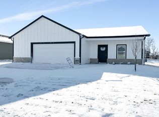 2915 E Highridge St, Wichita, KS 67219