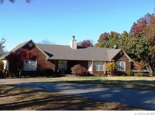 2307 Cornerstone Ave, Claremore, OK 74017