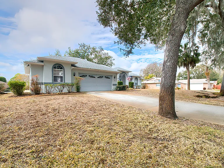 240 N Country Club Dr — Photo 3