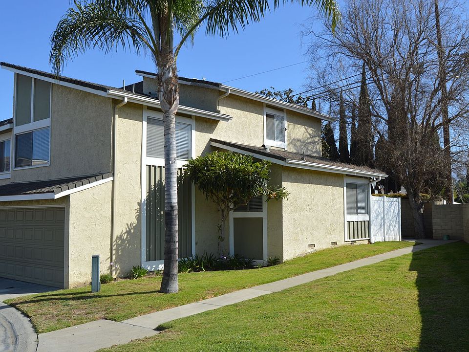 1st image of 81 Bahia Cir
