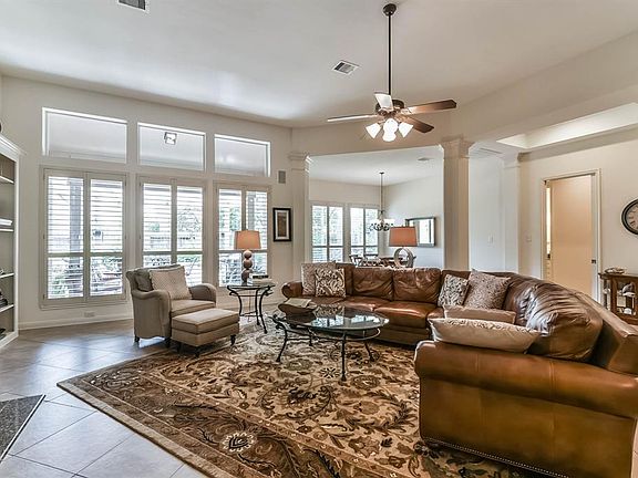 5th image of 28026 Buckthorn Dr
