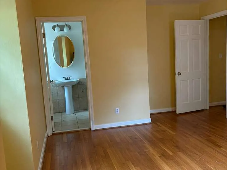 4701 Hermitage Rd — Photo 15