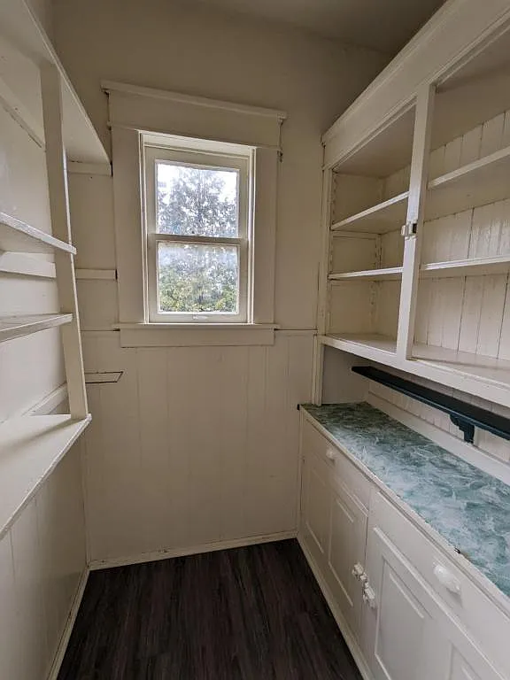 1111 N Washington St — Photo 3