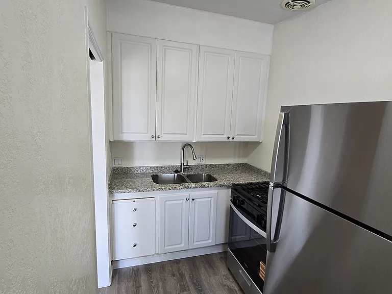 3431 Del Rey St #1 — Photo 4
