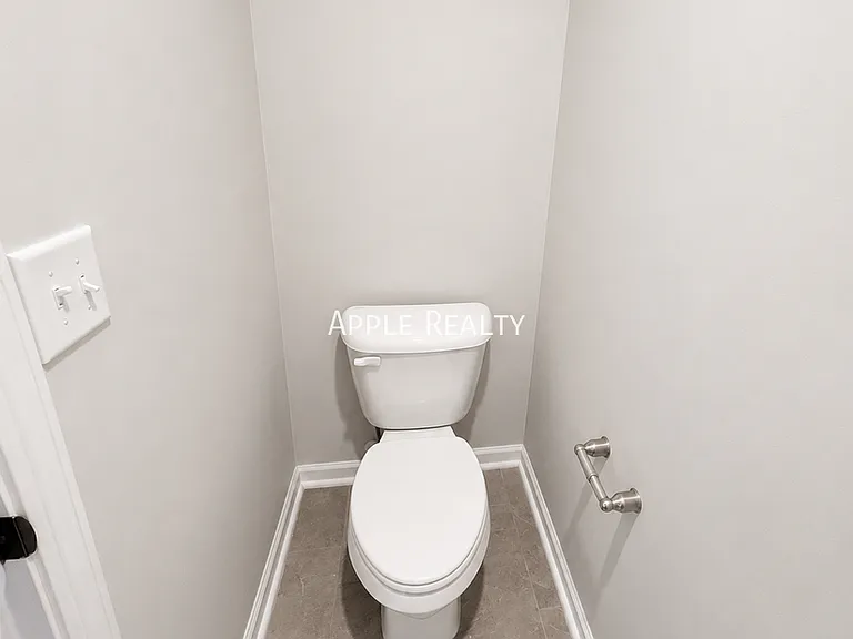 1304 Southpoint Trl — Photo 42