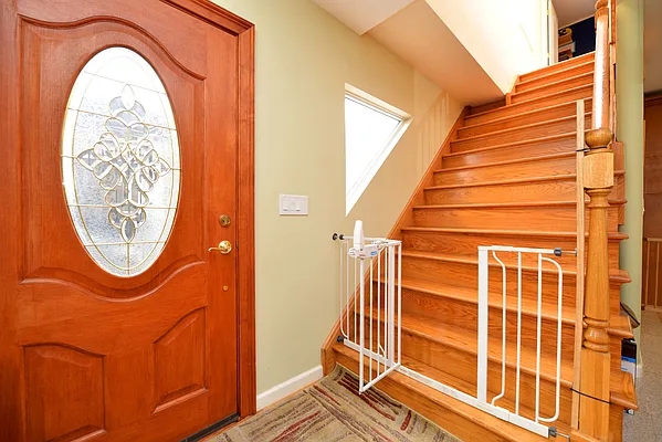 Sold by Amerihomes Realty of NY | media 13