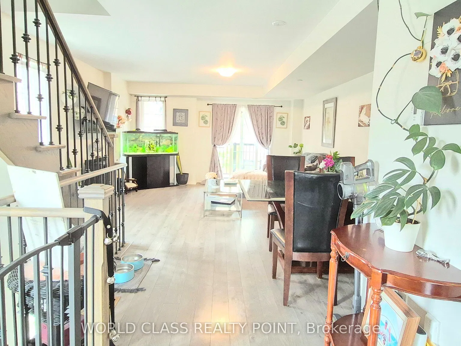 5 bed, $2,700 — Photo 3