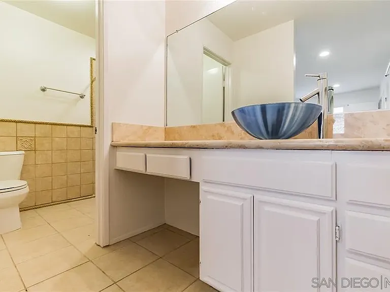5025 Collwood Way #18 — Photo 11
