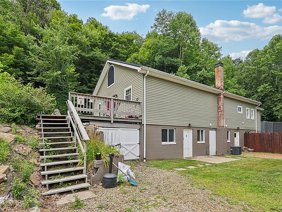3rd image of 1360 Albee Dr
