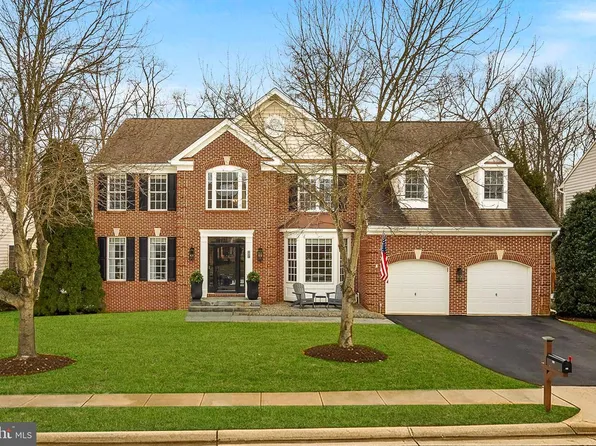 115 Cedargrove Pl SW, Leesburg, VA 20175