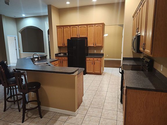 3rd image of 2830 Duncan Tree Cir