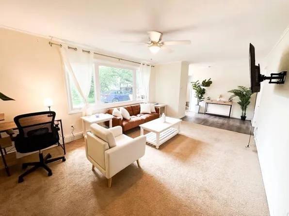 (undisclosed Address), Albany, NY 12208