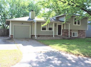 5450 S Santa Fe Ave, Wichita, KS 67216
