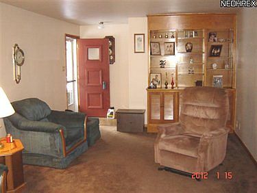 5th image of 7587 Margaret St