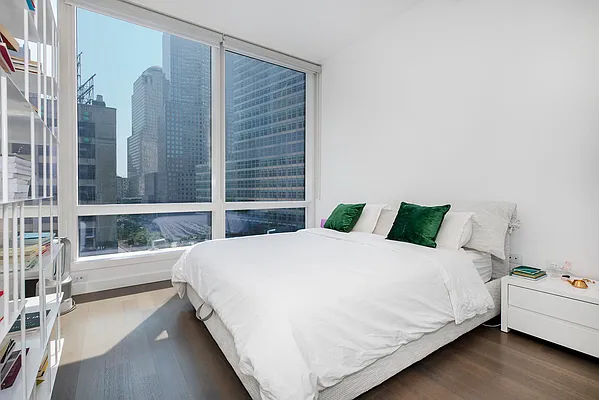 Rented by R New York | media 11