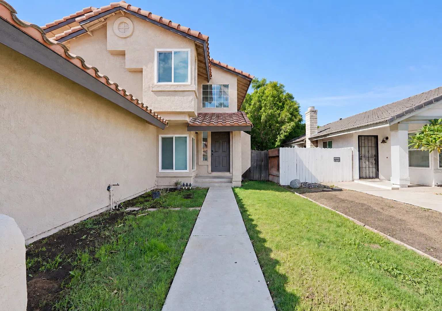 Spacious 3 Bed / 2 Bath Single-Family Home in Moreno Valley with Garage! — Photo 3