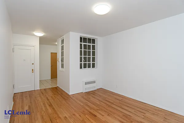 Rented by LC Lemle Real Estate Group | media 3