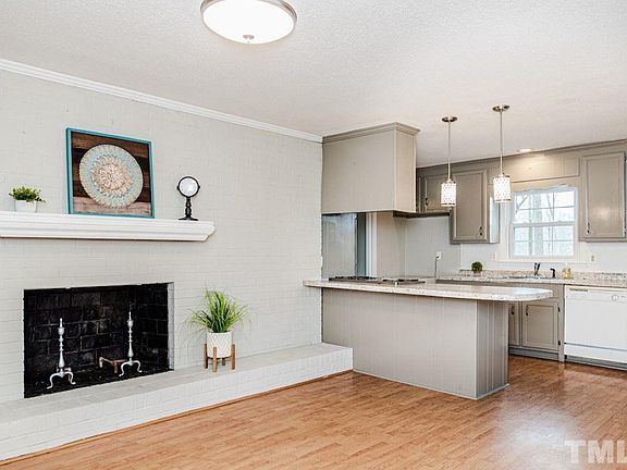 4th image of 503 Sussex Ave
