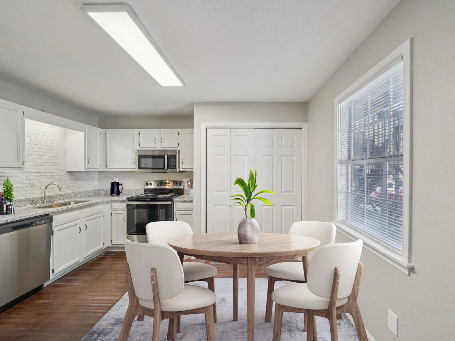 Ridge View Apartments — Photo 3
