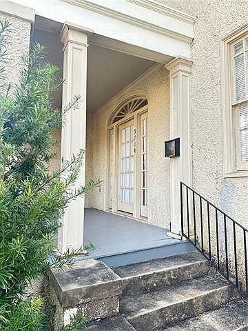 1st image of 5714 Willow St