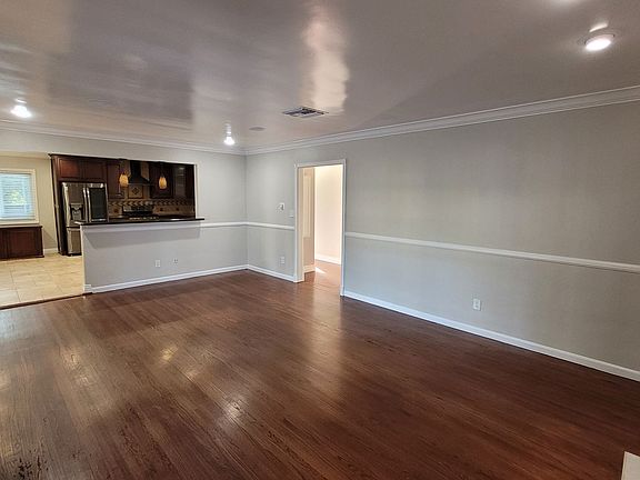 3rd image of 8160 Michigan Ave