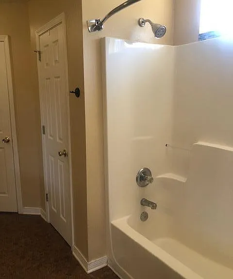 9317 E River Dr — Photo 6
