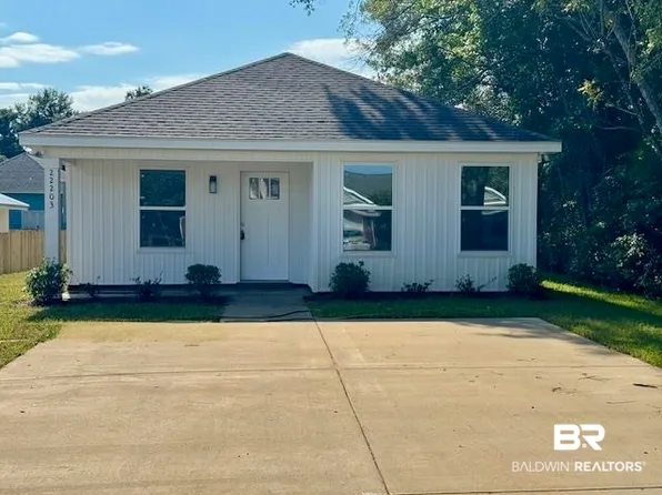 22203 6th St, Silverhill, AL 36576
