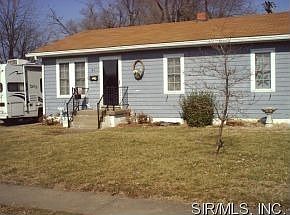 1st image of 1611 Primrose Ave