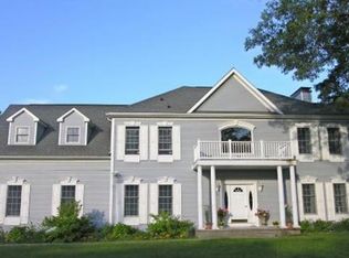 94 Parish Rd, Needham, MA 02494