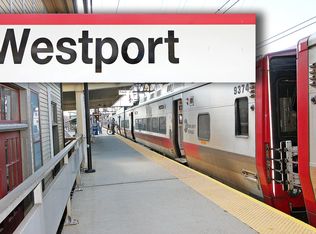 9 Vani Ct, Westport, CT 06880