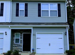8033 Alderton Ln, Charlotte, NC 28215