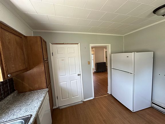 2nd image of 508 E McPherson St