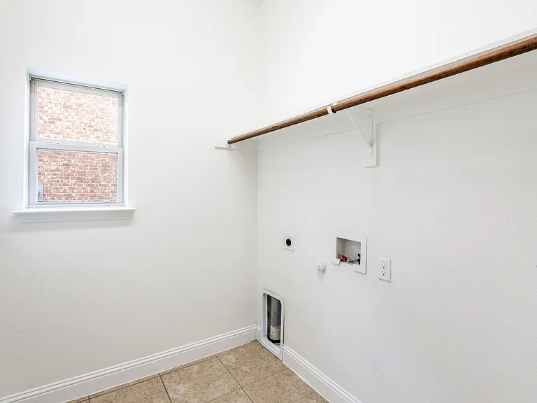 1191 Polo Heights Dr — Photo 27