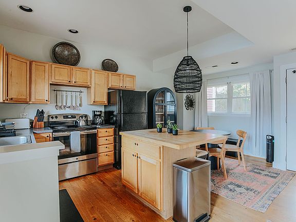 4th image of 206 5th St SW APT F