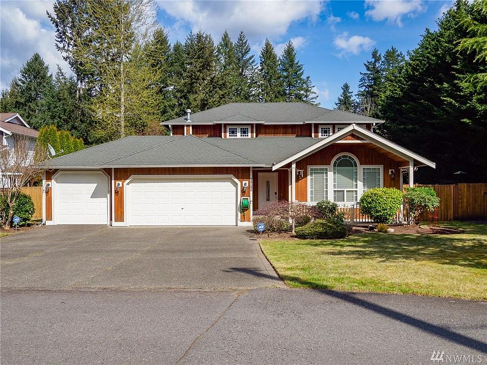 1st image of 11913 216th Avenue Ct E