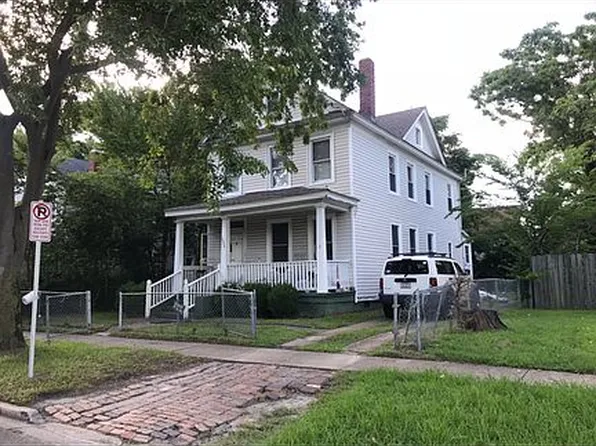 1304 W 39th St, Norfolk, VA 23508