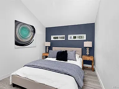 2 bed, 950 sqft, $2,500 — Photo 4