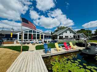 21557 Lake St, Cassopolis, MI