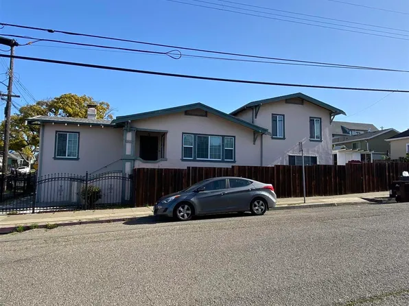 2700 E 23rd St, Oakland, CA 94601