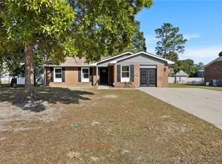 6717 Pin Oak Ln, Fayetteville, NC 28314