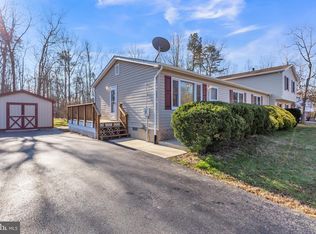 37045 W Lakeland Dr, Mechanicsville, MD 20659